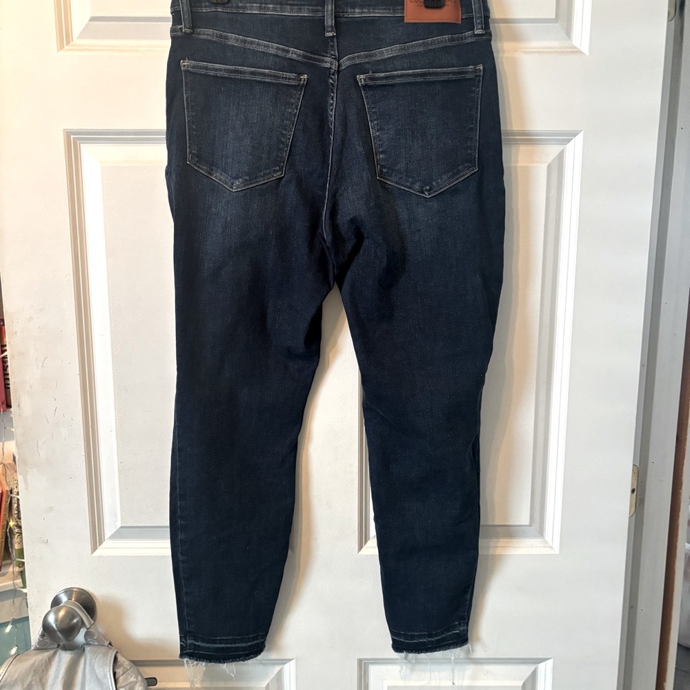 Lucky Brand Mid Rise Skinny Ava Jeans Raw Hem Size 14 - Picture 4 of 11